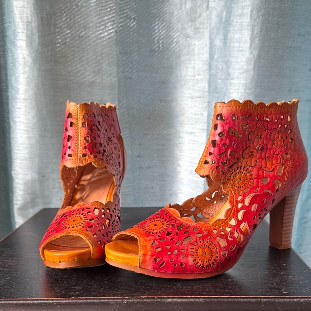 Artisanal Red and Orange Leather Heels, Size 37